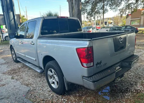2004 Nissan Titan Xe z USA, uszkodzony, nr VIN 1N6AA07A94N555888